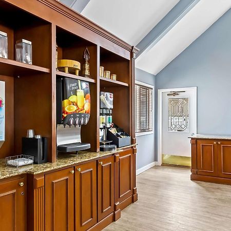 Surestay Studio By Best Western Pensacola Exterior photo