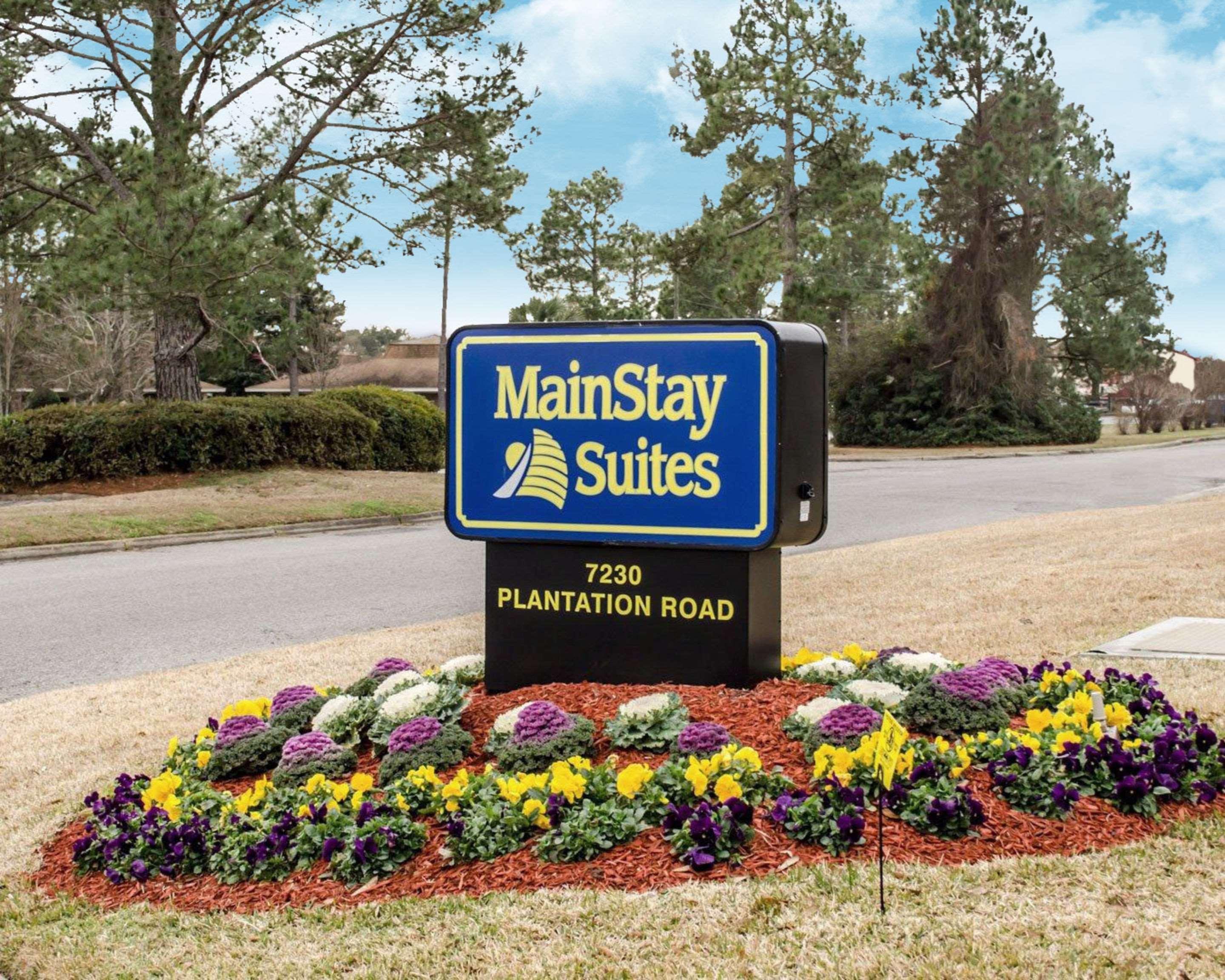 Surestay Studio By Best Western Pensacola Exterior photo