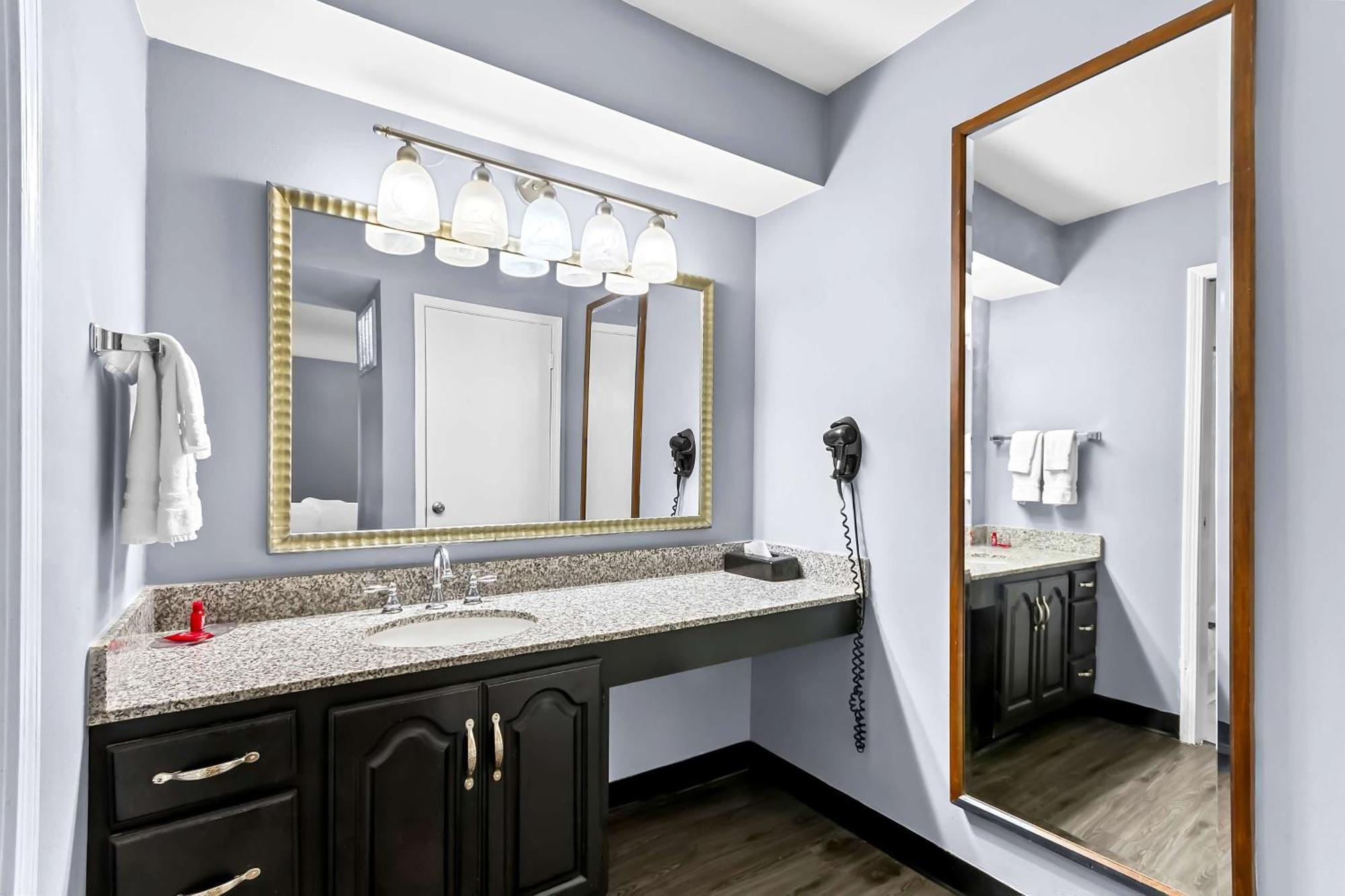 Surestay Studio By Best Western Pensacola Exterior photo