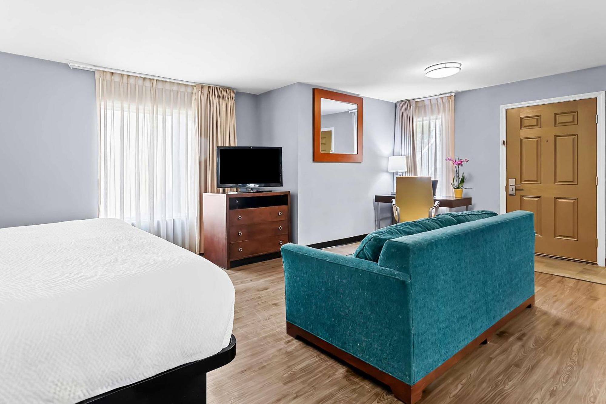 Surestay Studio By Best Western Pensacola Exterior photo