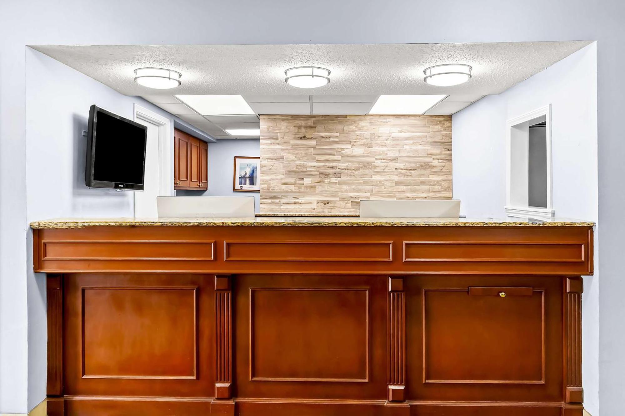 Surestay Studio By Best Western Pensacola Exterior photo